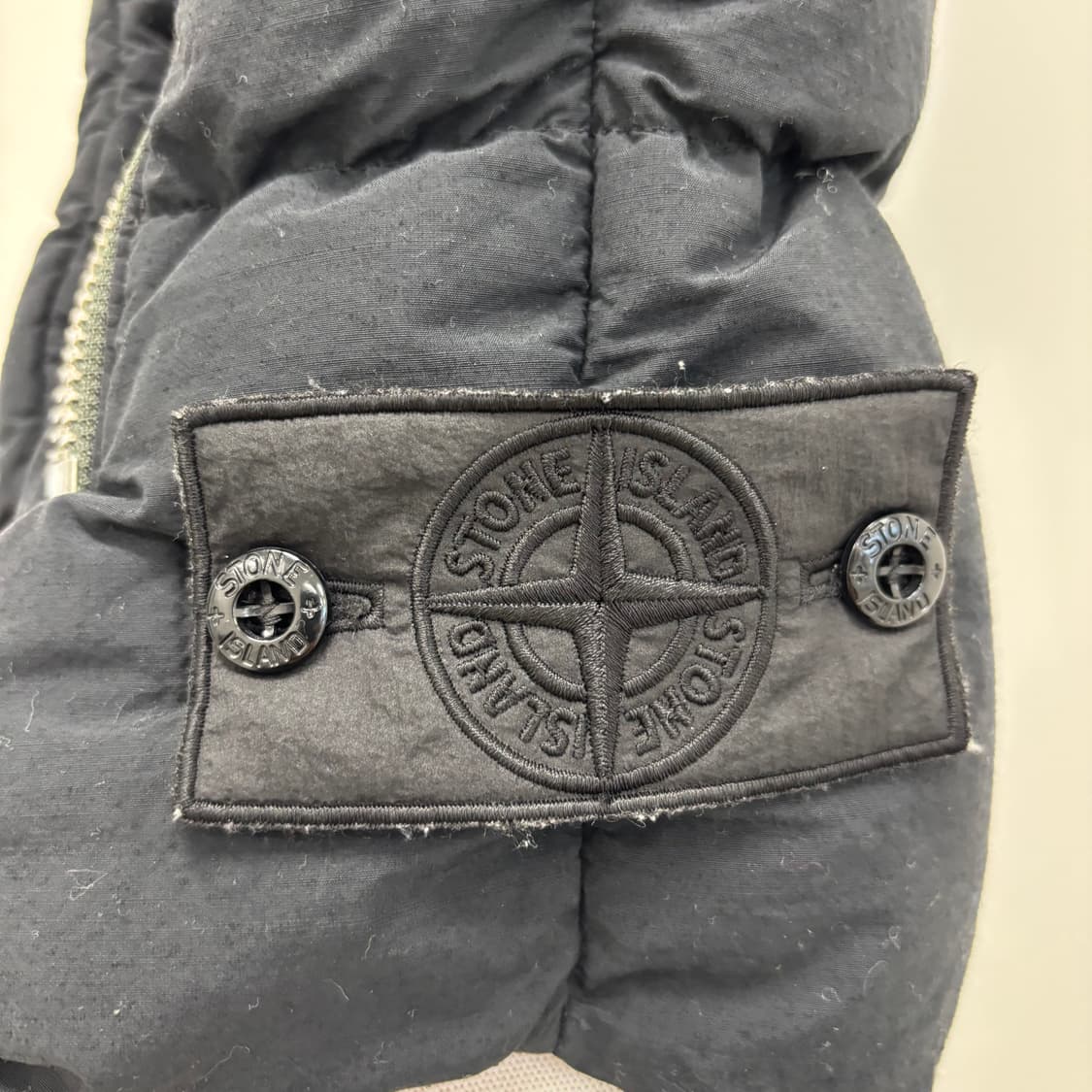 [S]스톤아일랜드 10주년 쉐도우프로젝트 조끼패딩 상품이미지2