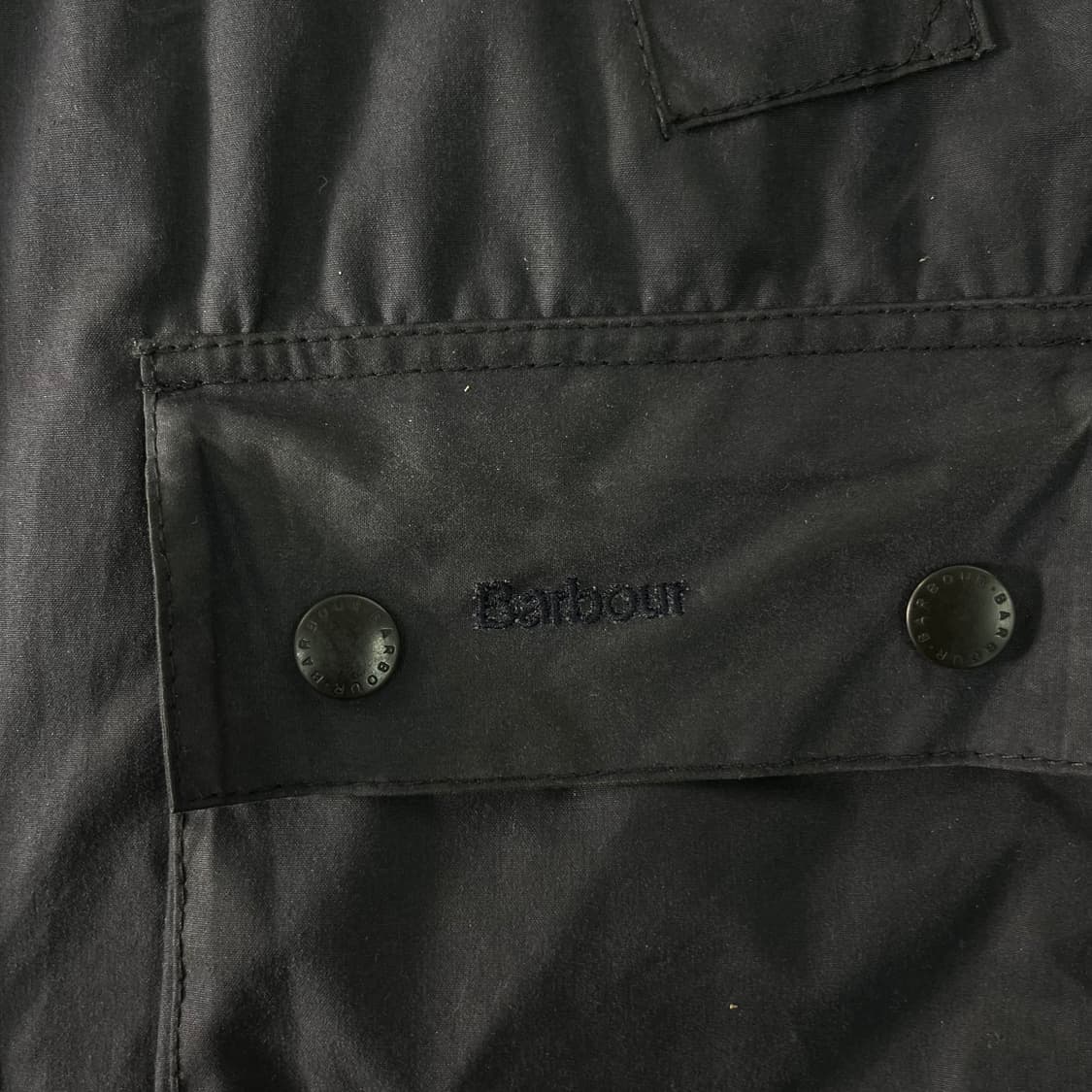 100 바버 비데일 네이비 왁스 자켓 상품이미지4