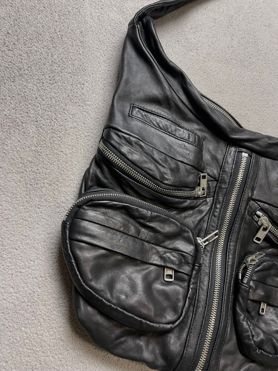 ELI JADE 양가죽 크로스백- 호보백 상품이미지7