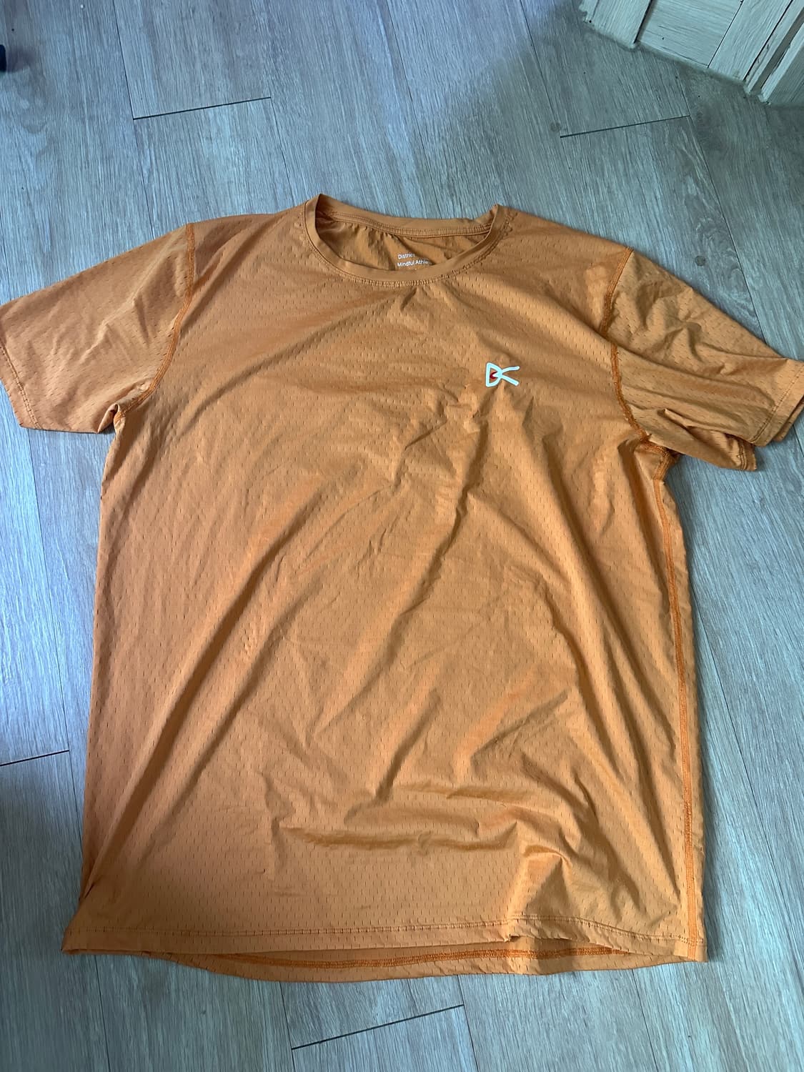 디스트릭트비전 반팔티  상품이미지1