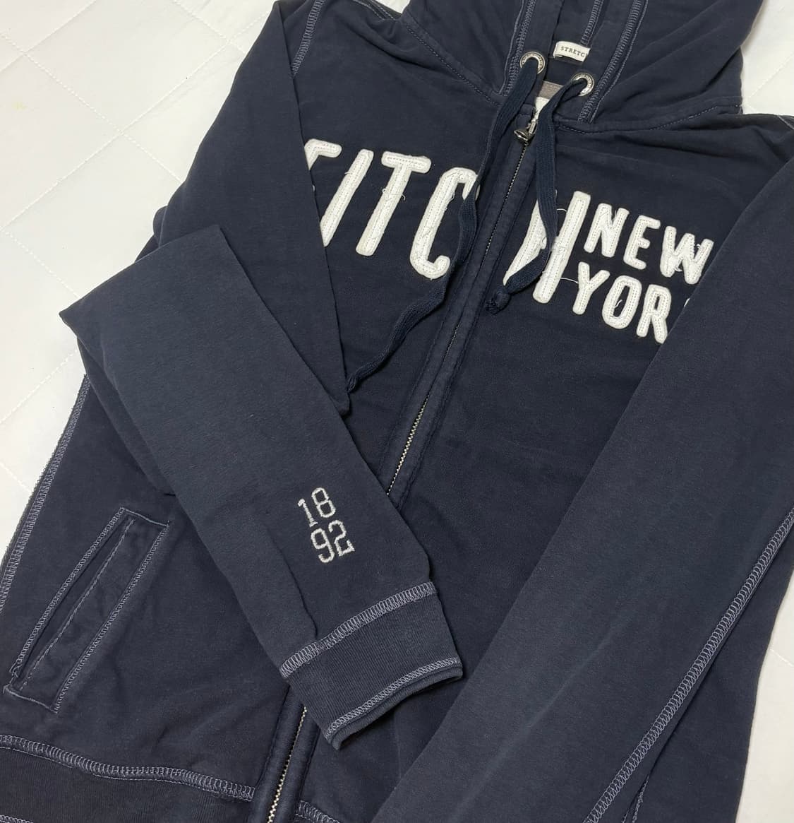 아베크롬비 여성 슬림핏 후드집업 네이비 상품이미지1