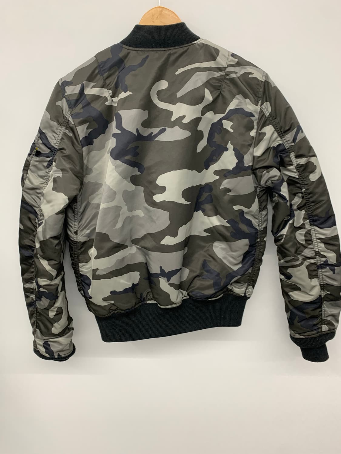 알파인더스트리 카모 ma-1 상품이미지5