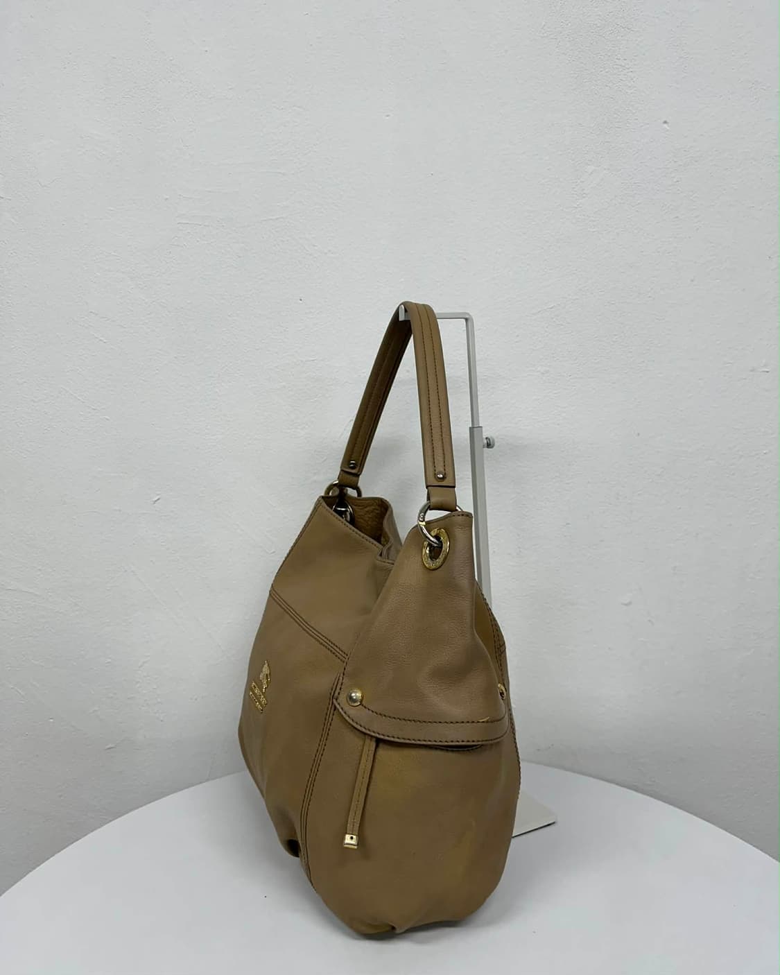 버버리 빈티지 금장 가죽 숄더 쇼퍼백 상품이미지2