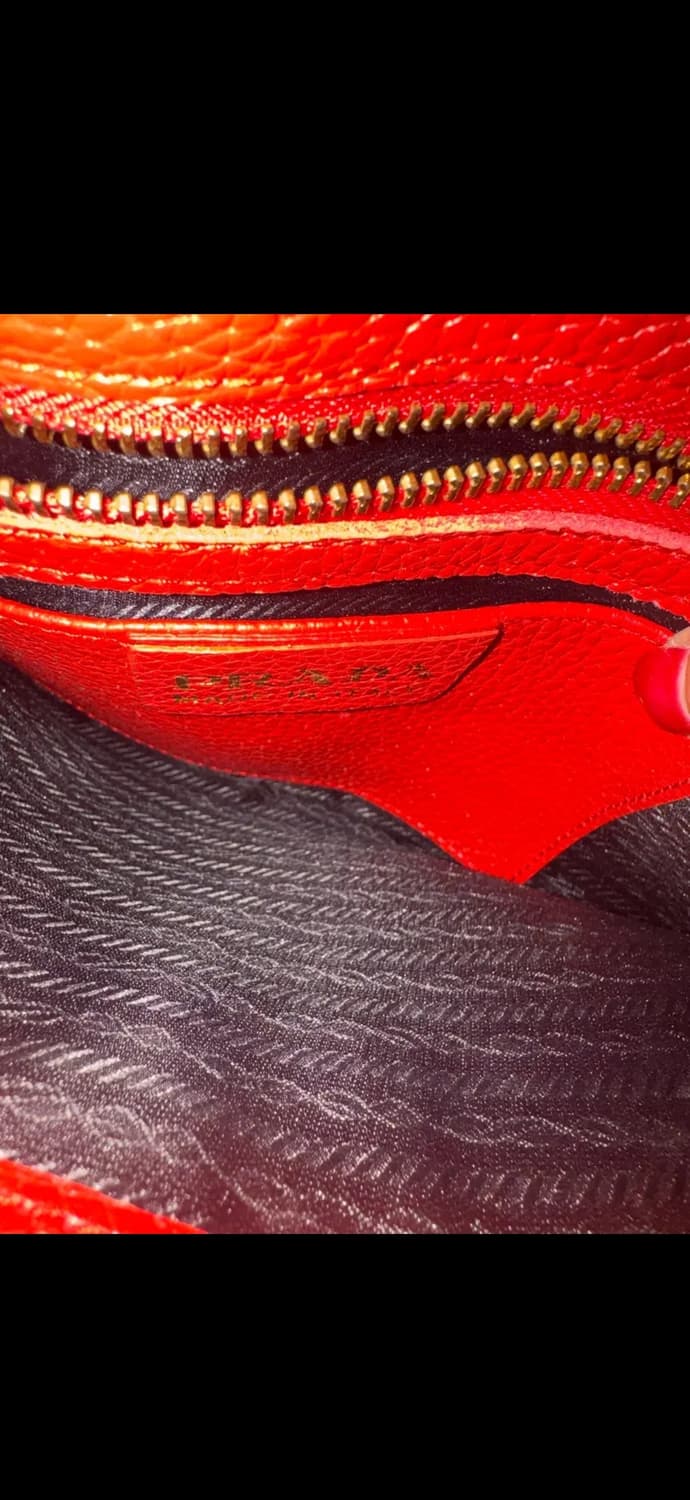 프라다 레드 숄더백 상품이미지3