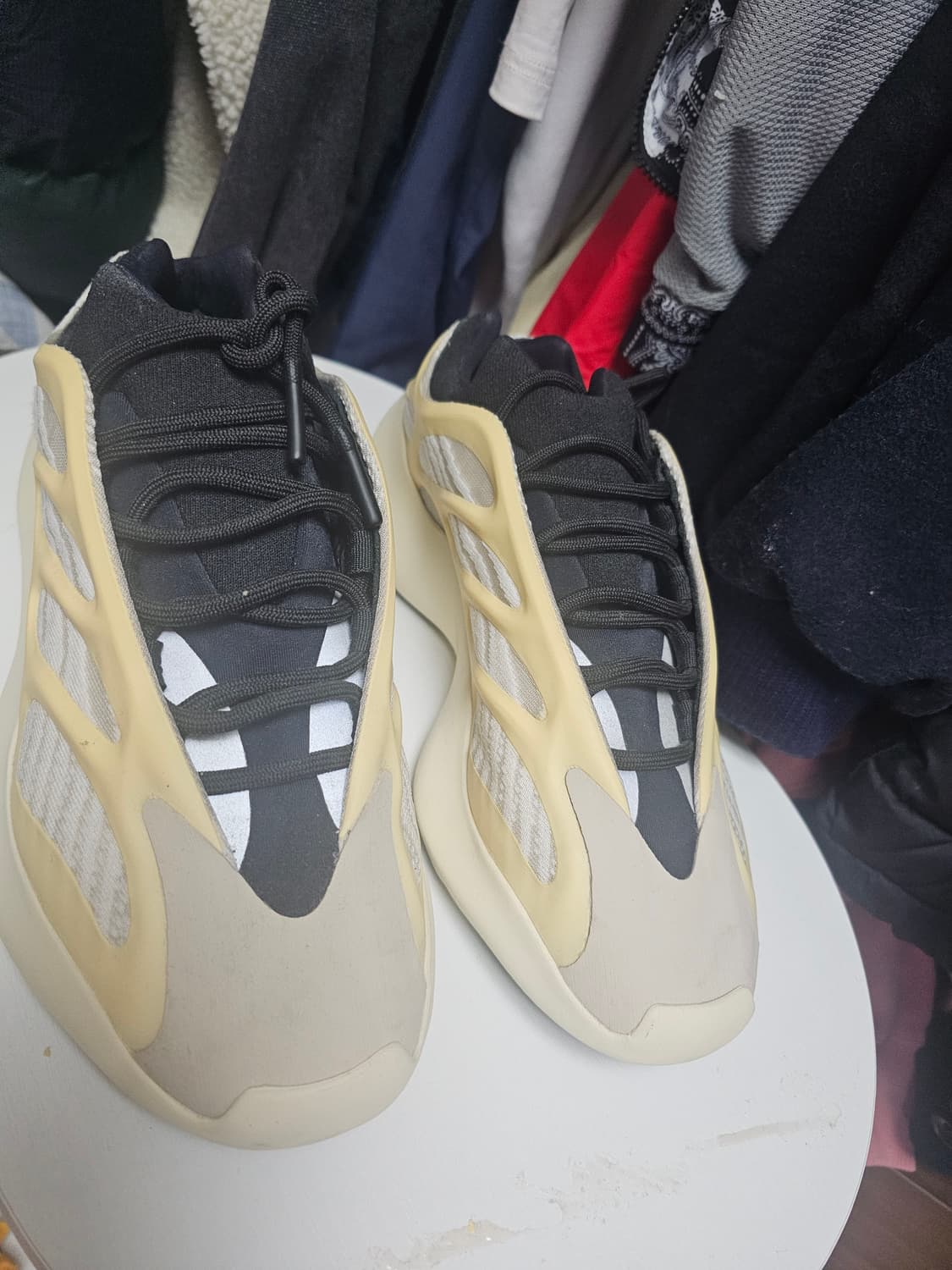 이지부스트700v3 아자엘  상품이미지1