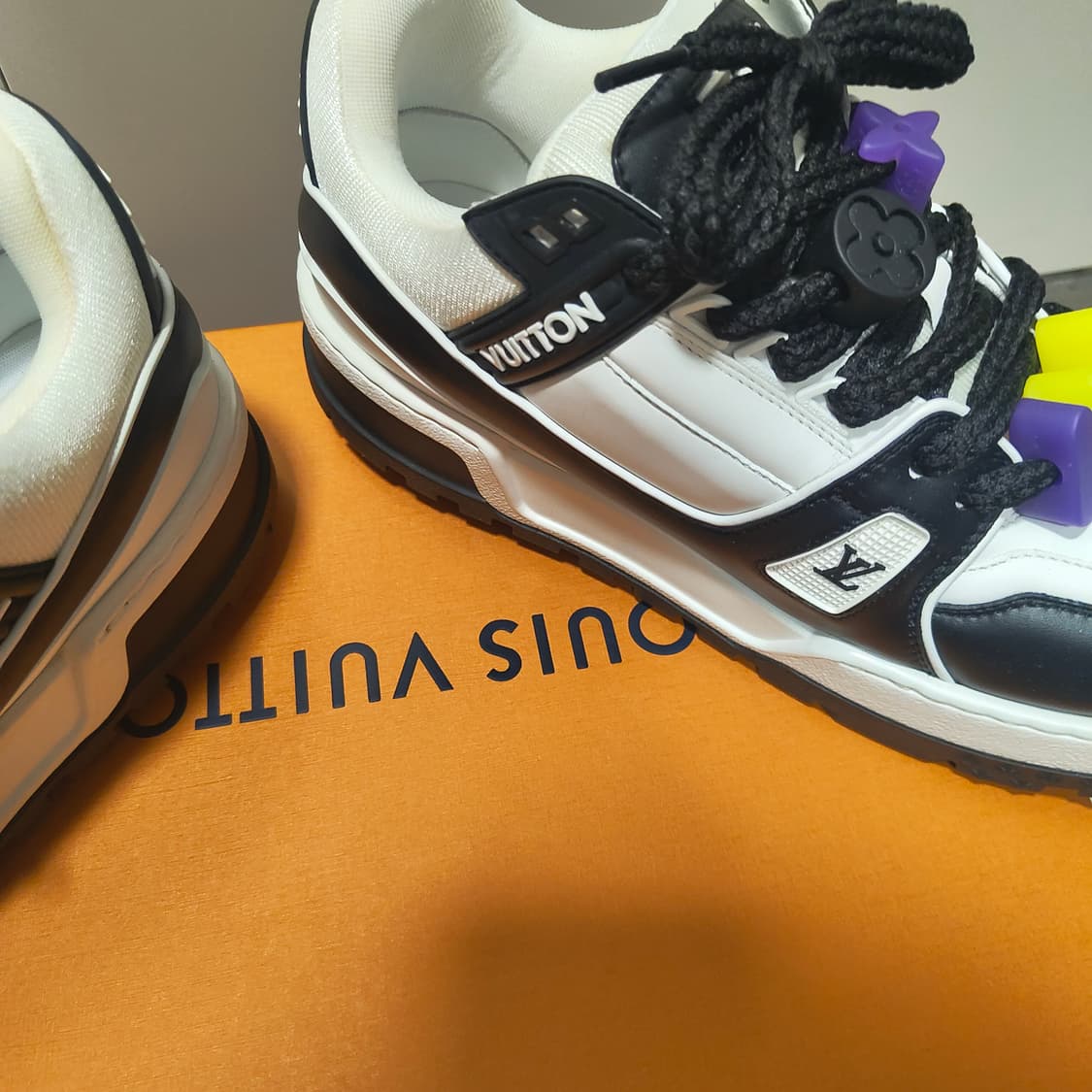 루이비통 맥시 트레이너 7.5 상품이미지7