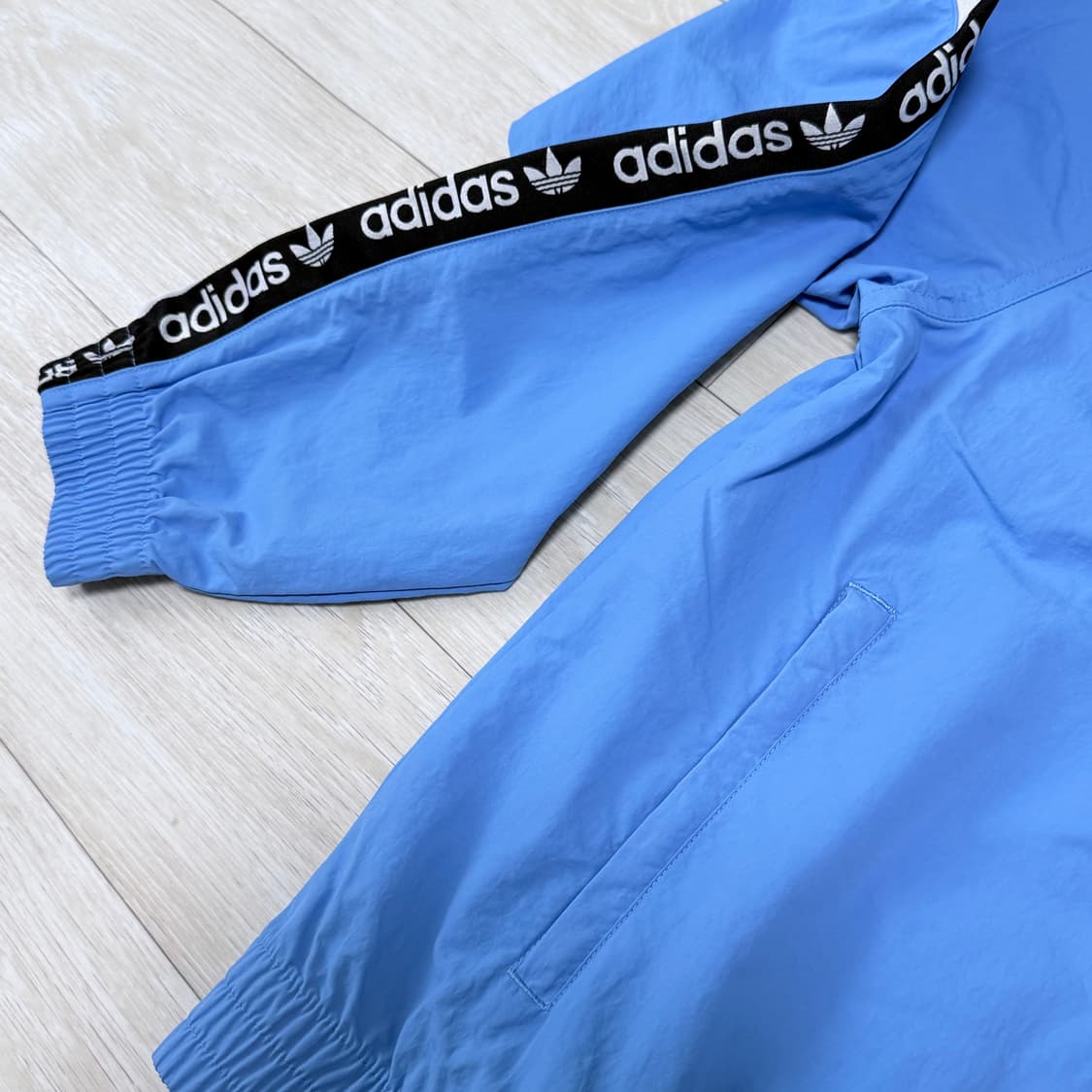 아디다스 우븐 트랙탑 바람막이 저지  상품이미지3