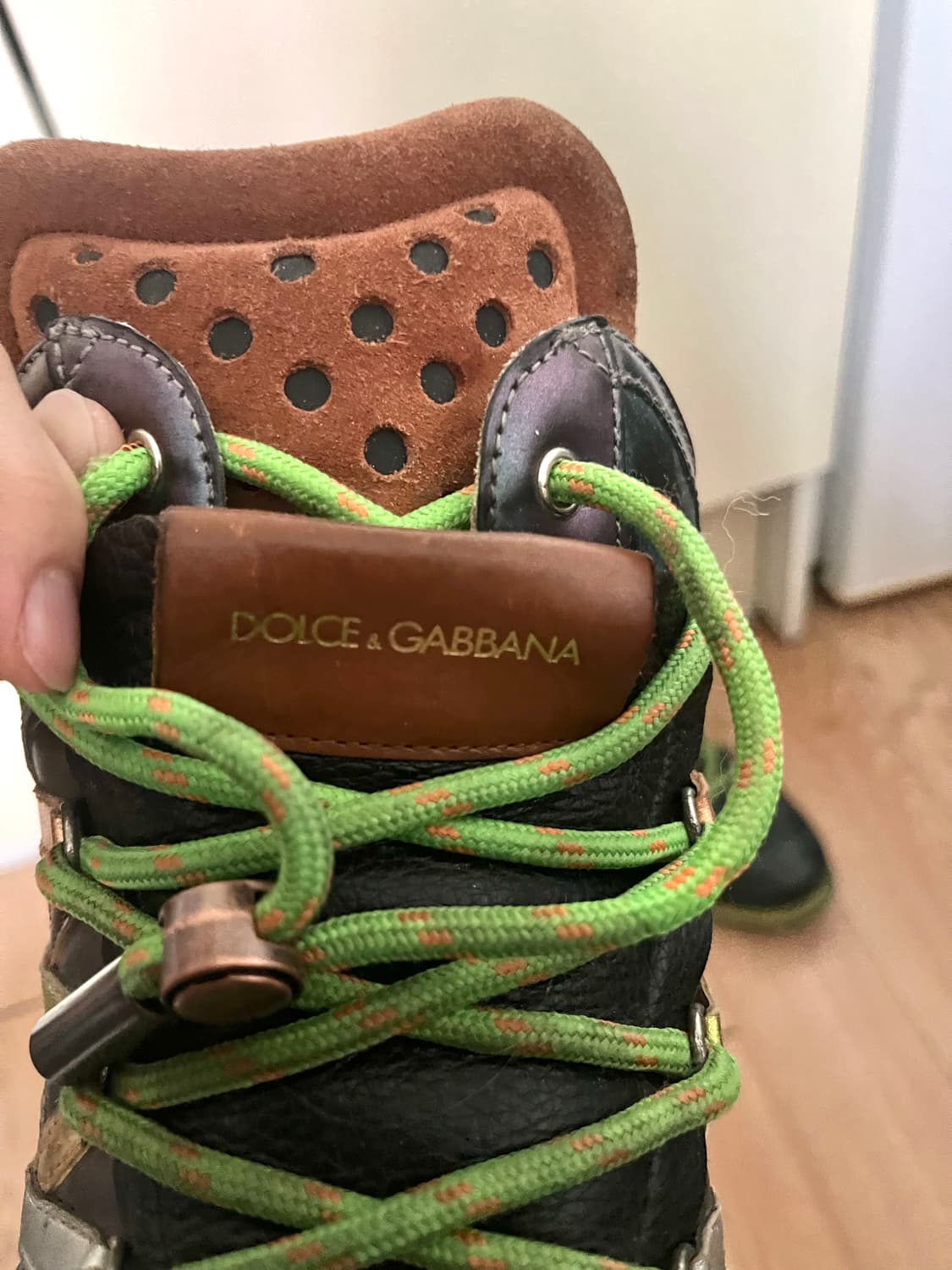 돌체앤가바나 10s 아카이브 메탈릭 하이탑 스니커즈 상품이미지2