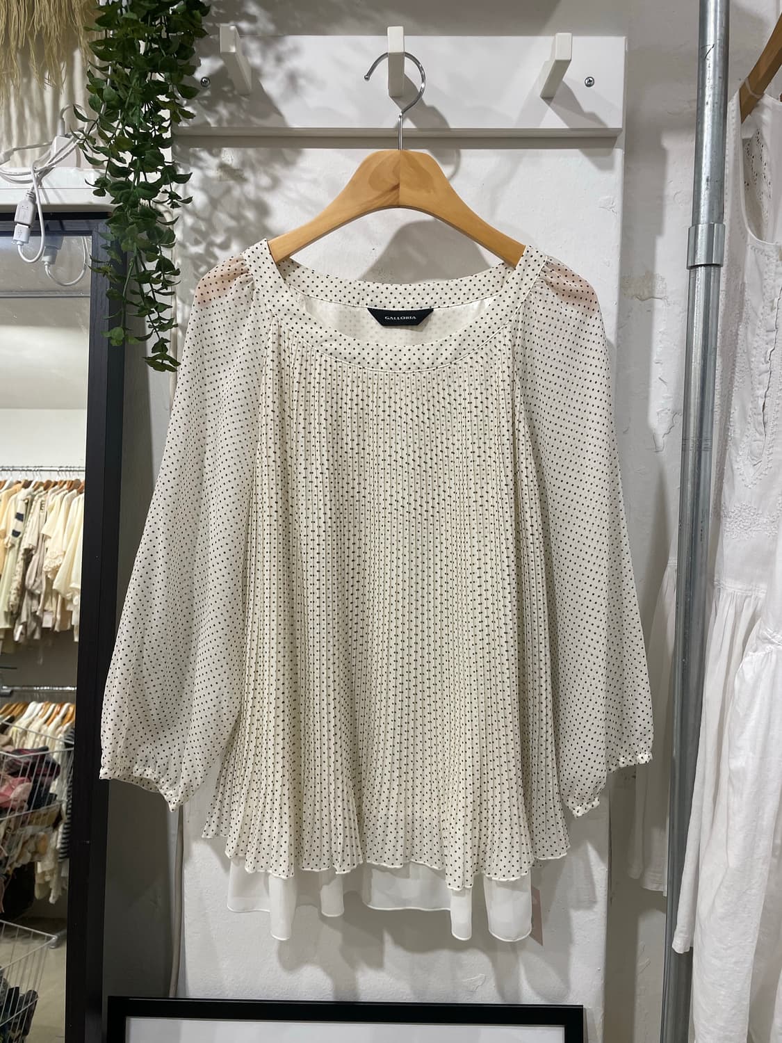 dotdot pleats blouse 상품이미지8