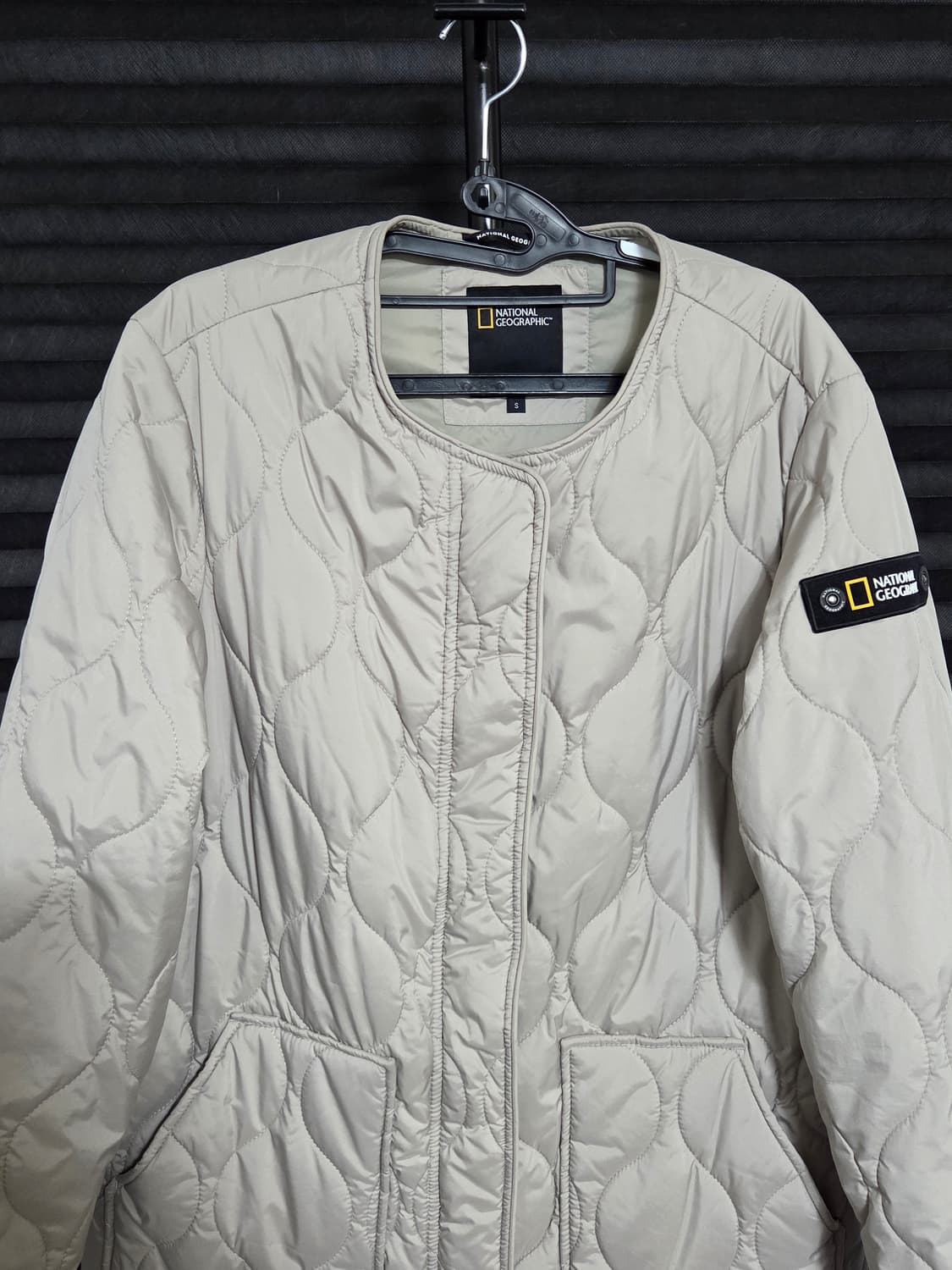 [내셔널지오그래픽] 퀄팅 자켓 판매합니다. 상품이미지2