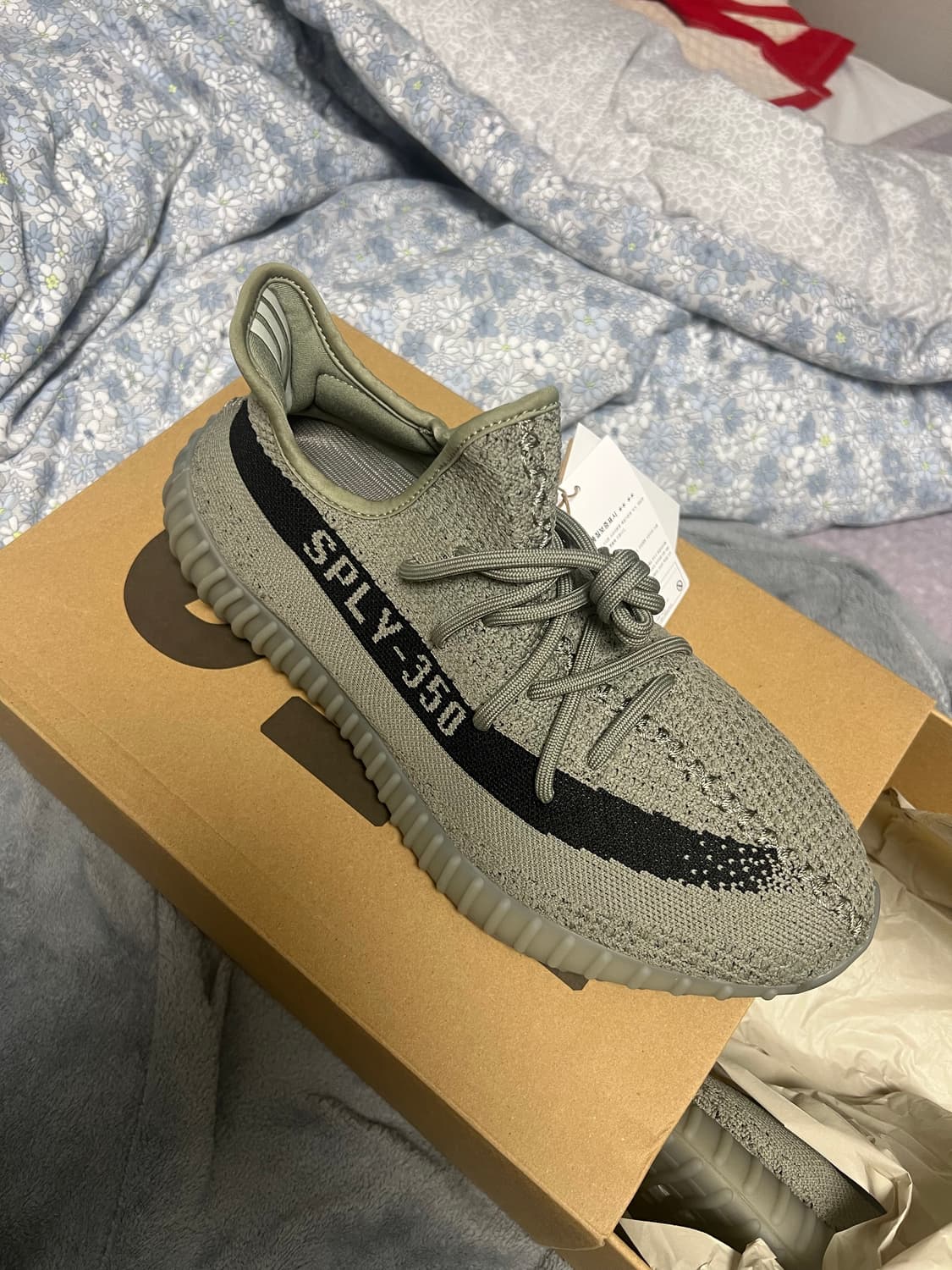 adidas Yeezy Boost 350 V2 Granite 상품이미지1