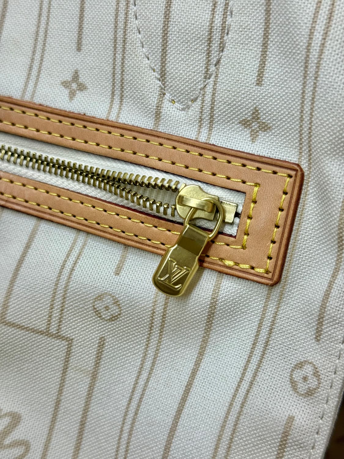 루이비통 다미에 아주르 캔버스 네퍼불 GM 상품이미지4