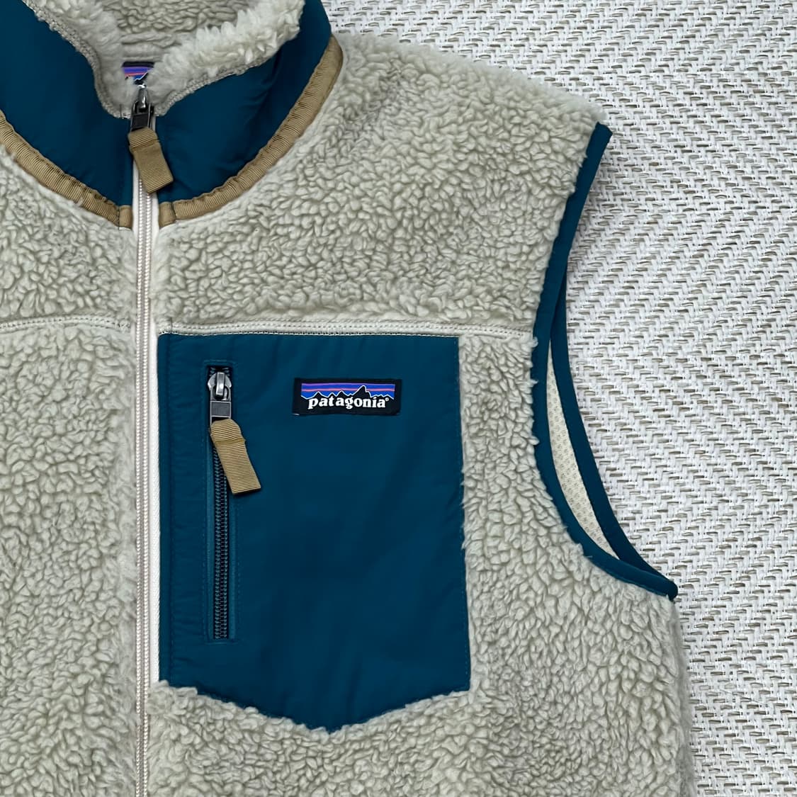 파타고니아 배색 플리스 베스트 r2934 상품이미지4
