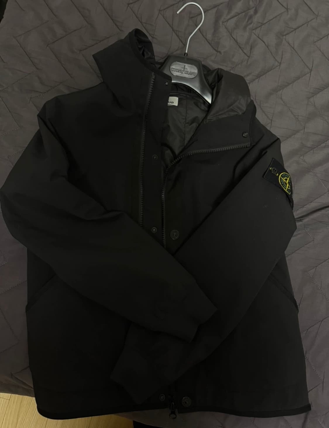 스톤아일랜드 블랙 소프트쉘 자켓 상품이미지1