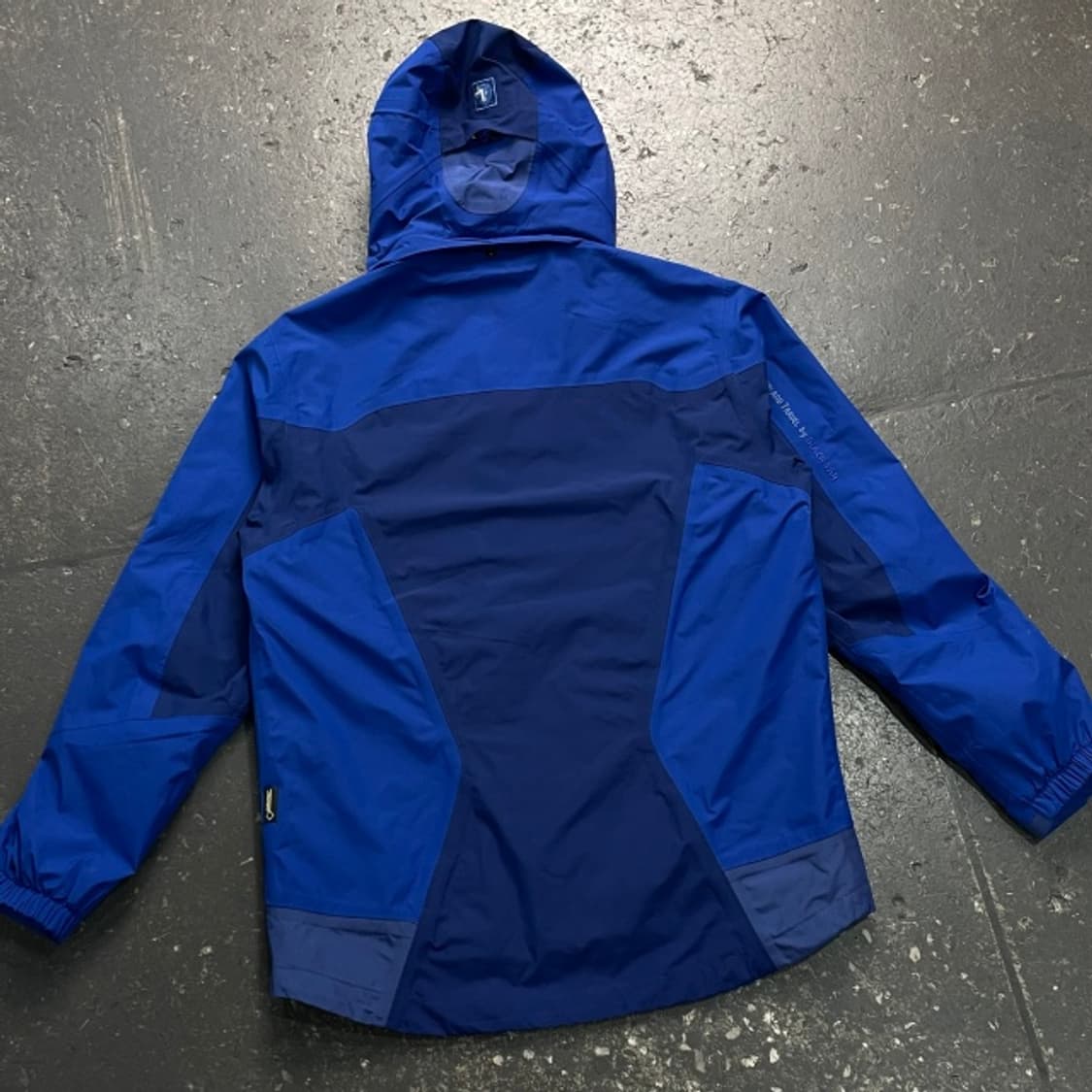 100 블랙야크 바람막이 상품이미지6