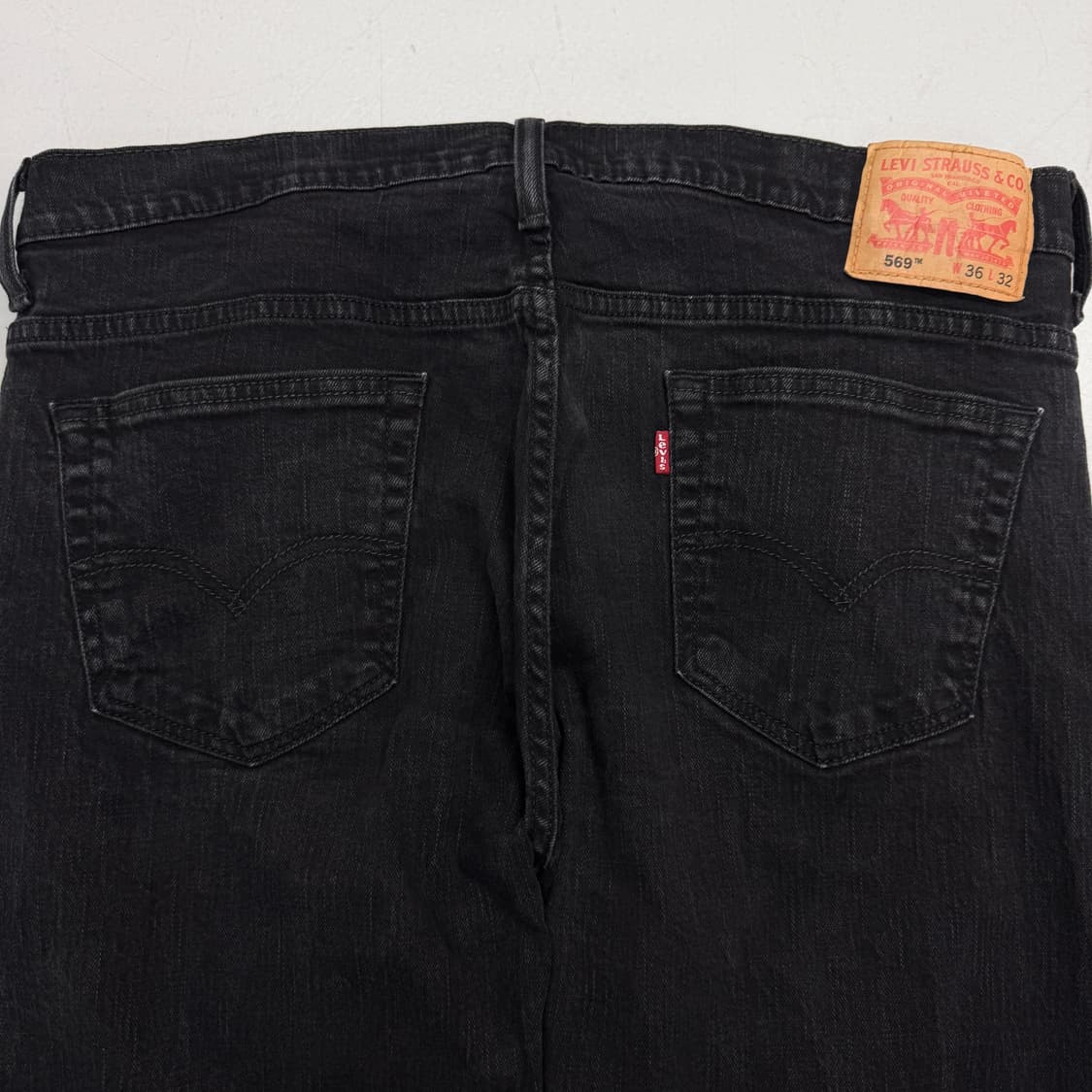 리바이스 569 새깅 와이드 데님팬츠 블랙 상품이미지4