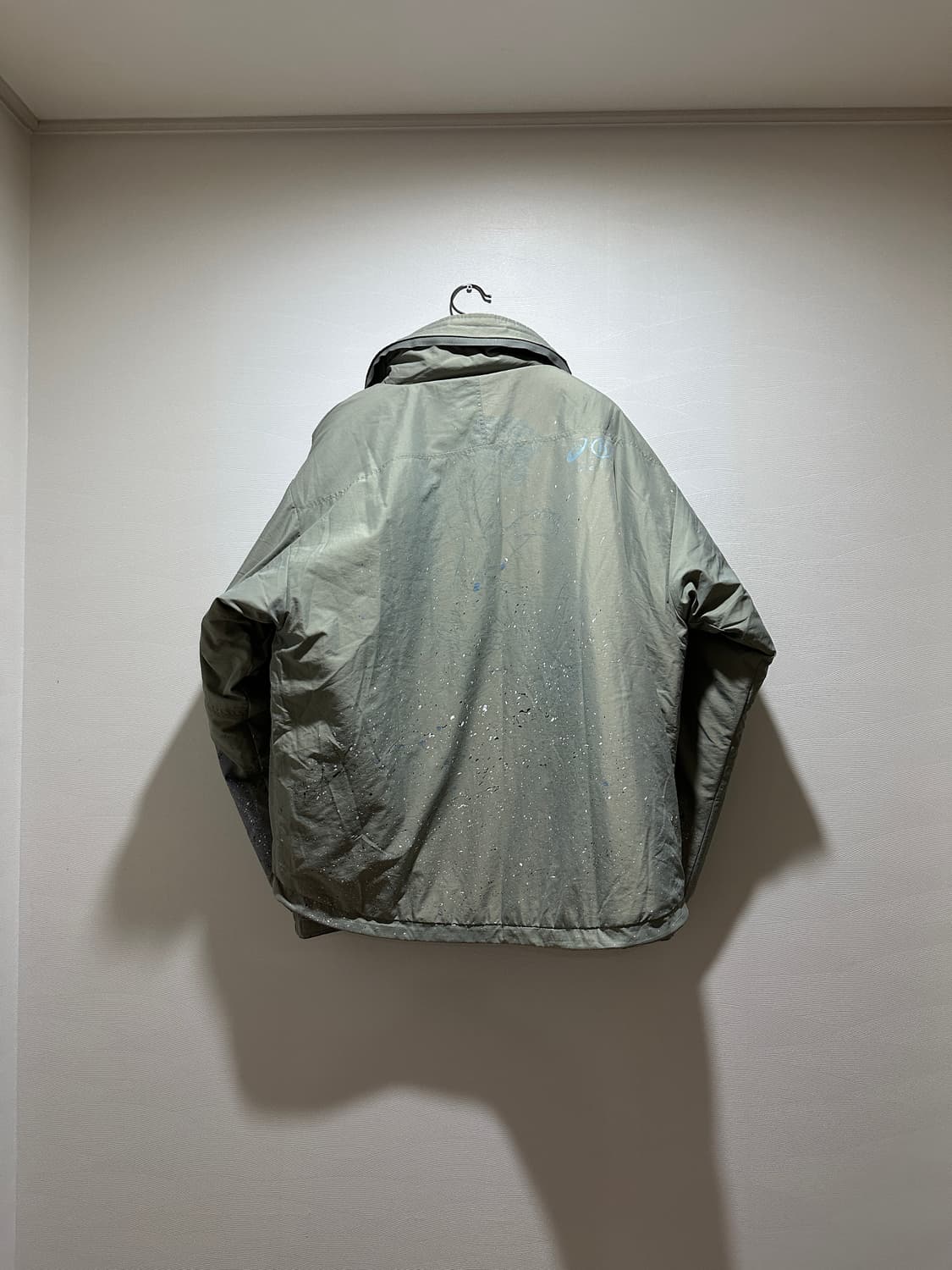 [L] 히든뉴욕 아식스 프리마로프트 자켓 상품이미지9