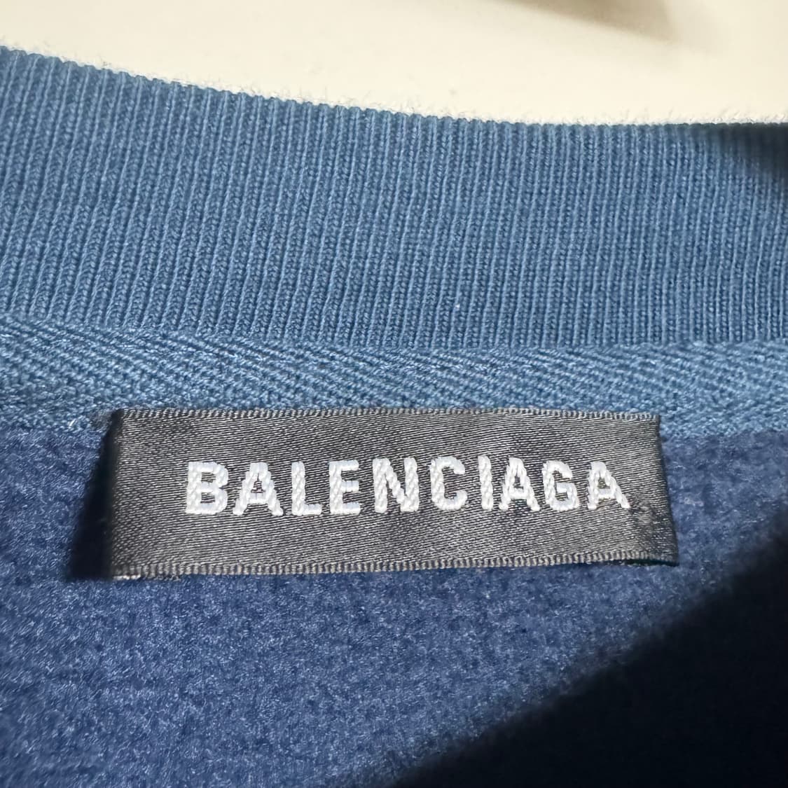 발렌시아가 어센틱 맨투맨 xs 상품이미지4