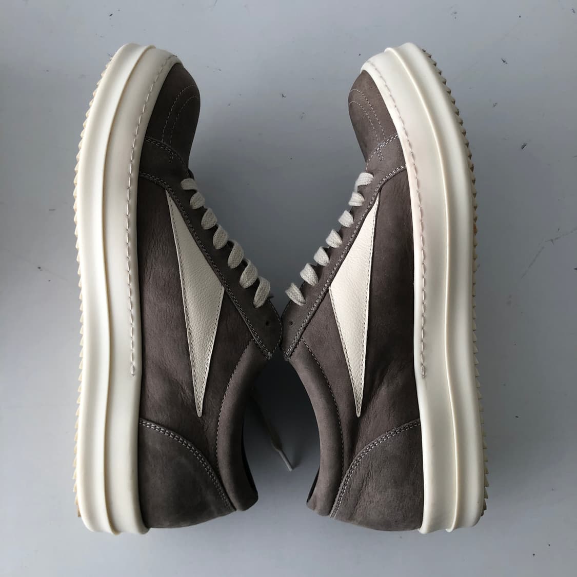 릭오웬스 룩소르 더스트 밀크 상품이미지7