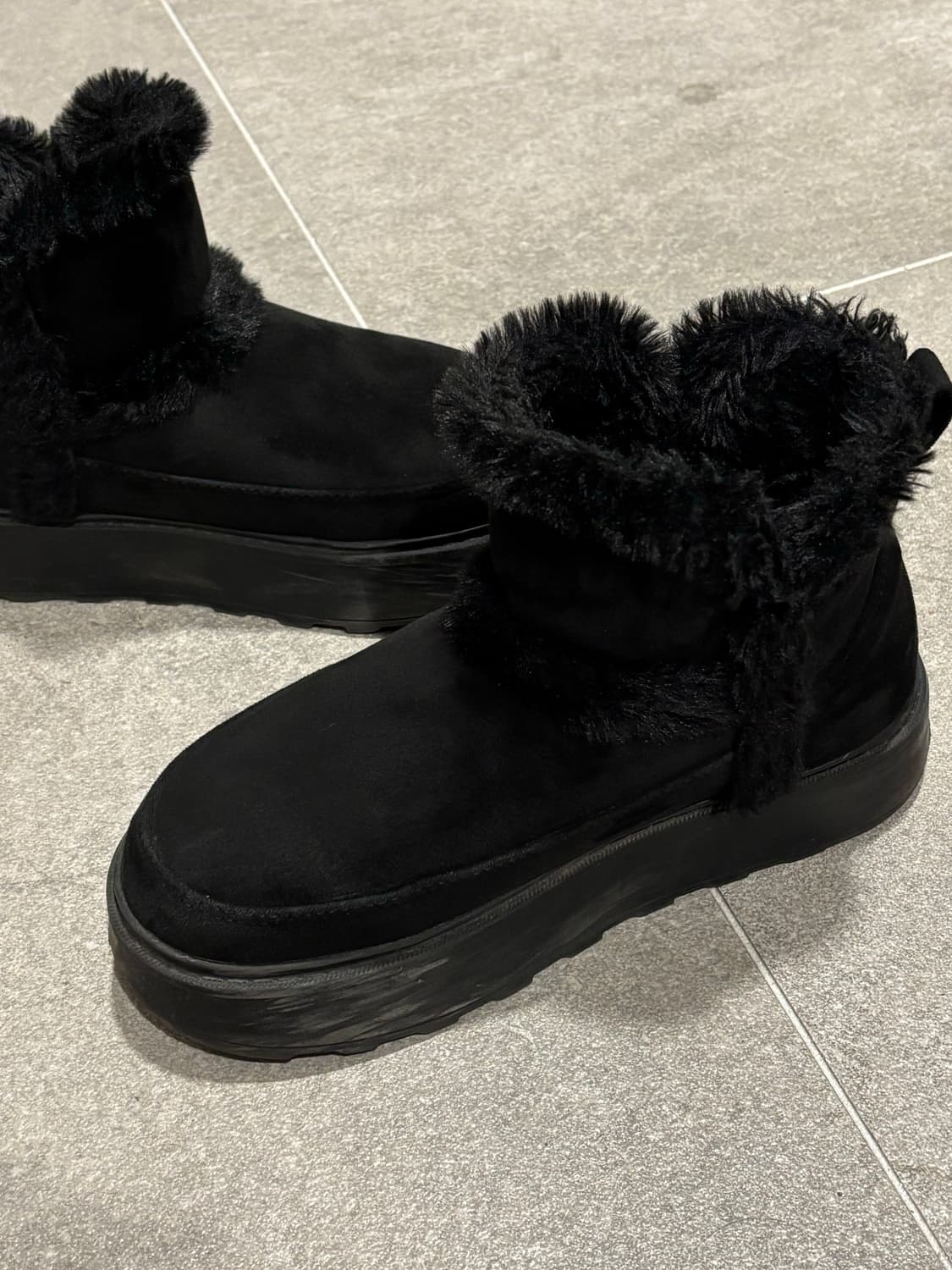 자라 블랙 어그부츠 230 (실사O) 상품이미지3