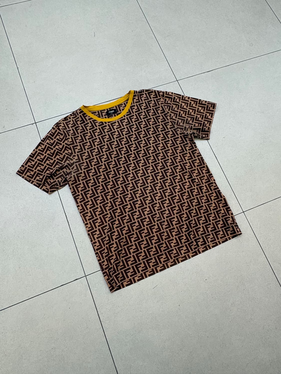 펜디 주카 패턴 티셔츠 상품이미지2