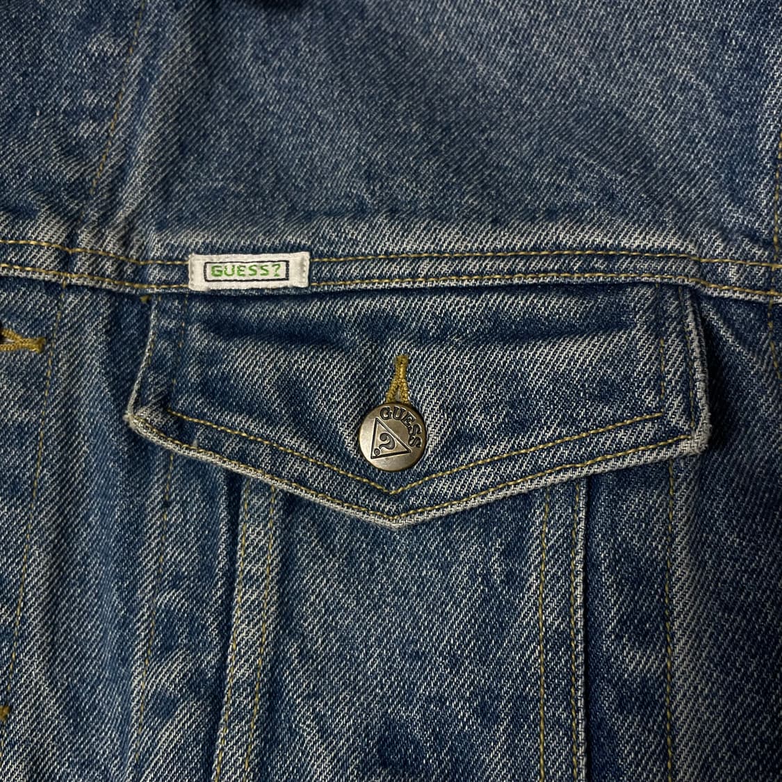 게스 중청 투포켓 데님 자켓 M 상품이미지5