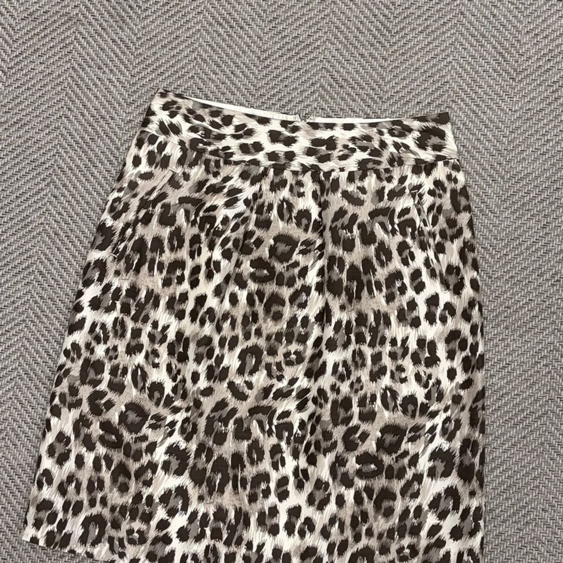 바나나리퍼블릭 레오파드 미니스커트 v1113 상품이미지3