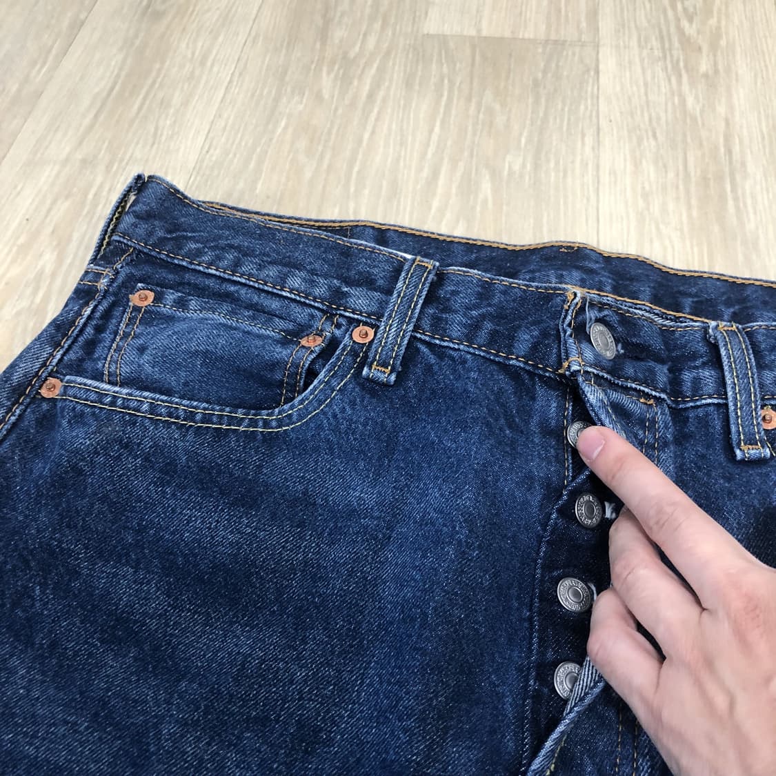 (34) 리바이스 Levi's 501 스트레이트핏 워시드 중청 데님 상품이미지4