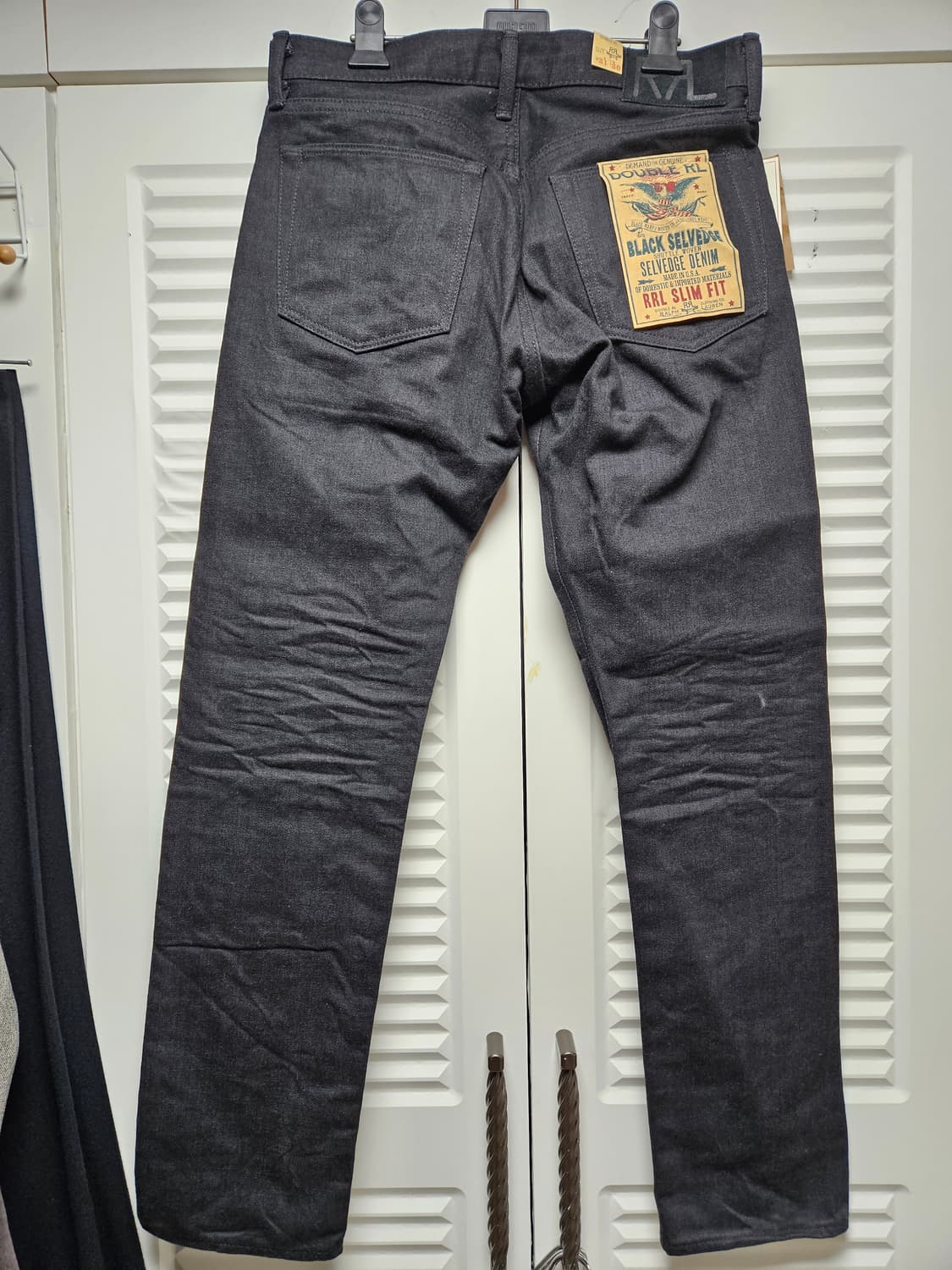 RRL 더블알엘 블랙 온 블랙 슬림핏 셀비지 진 판매합니다. 상품이미지2