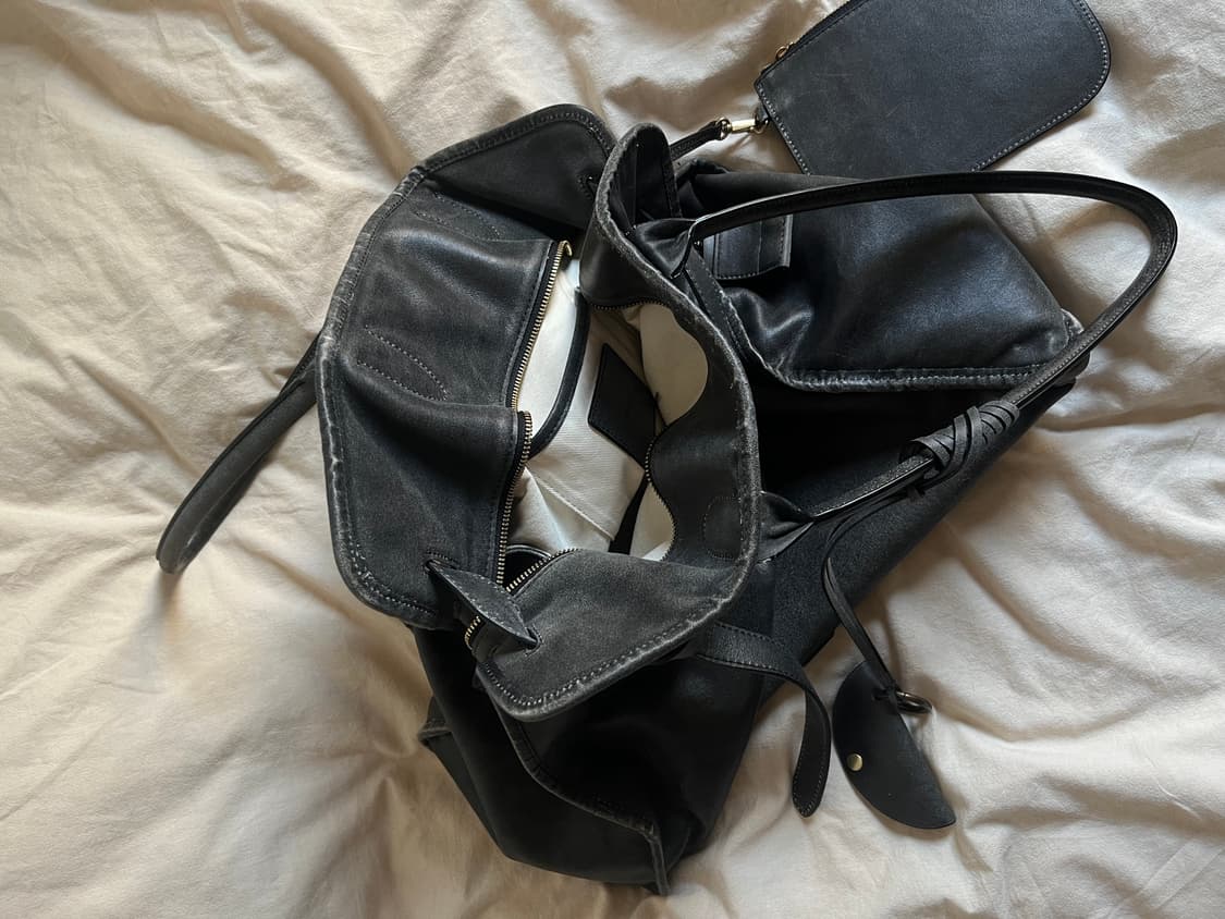 브라운야드 레더 버클 백 초판 상품이미지5