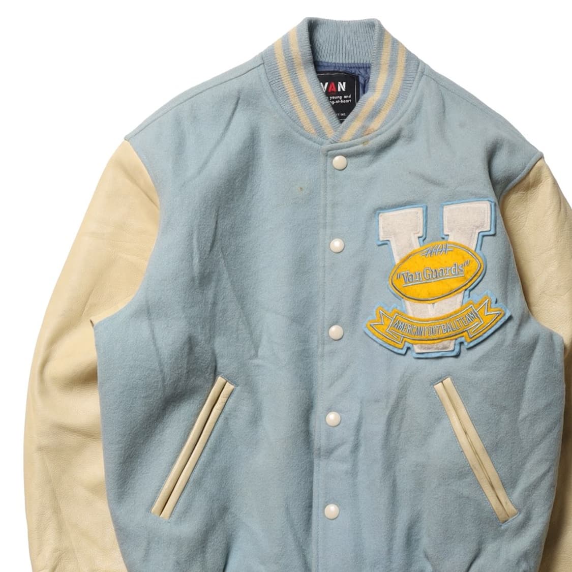 Van Jac Embroidered Varsity Jacket 

 상품이미지5