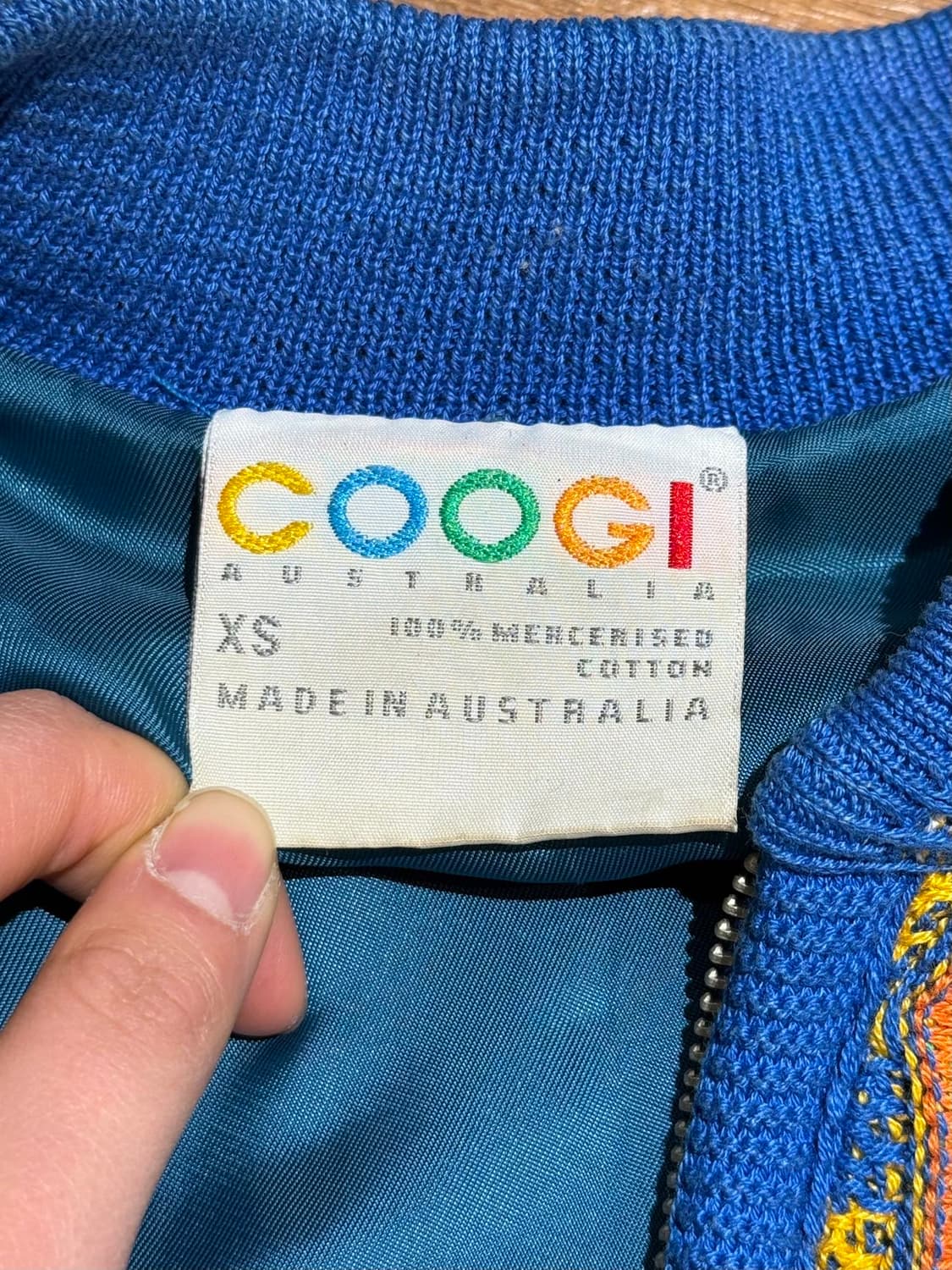 쿠지 멀티컬러 3d 케이블 니트 집업 상품이미지7