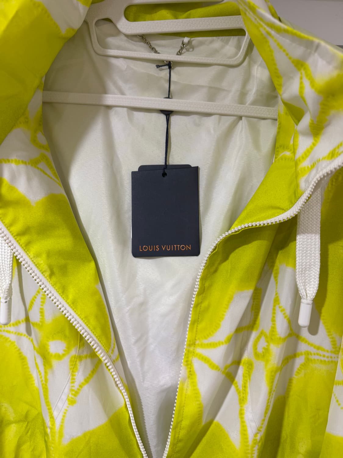 루이비통 시모노그램 시보리 바람막이 상품이미지3