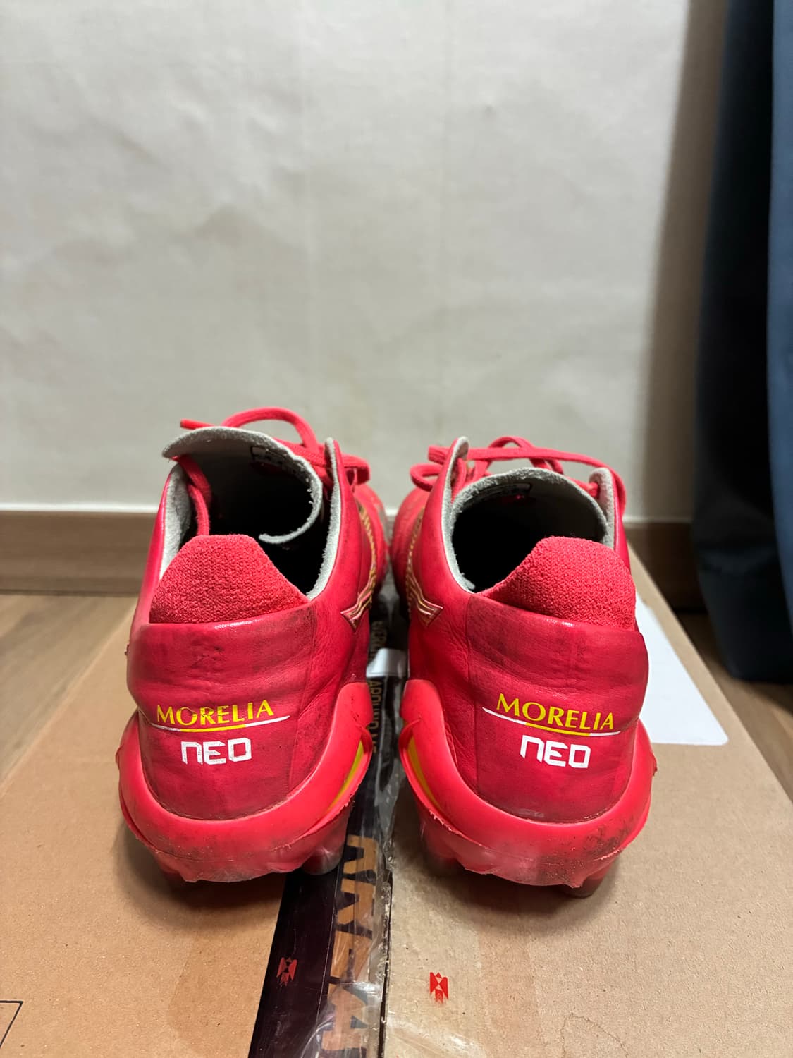 미즈노 모렐리아 네오 축구화 판매 상품이미지5