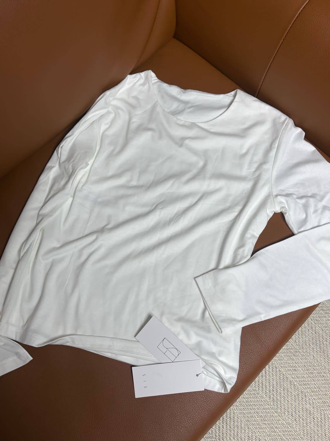 Sie 시에 베이직 라운드티 긴팔티 상품이미지1