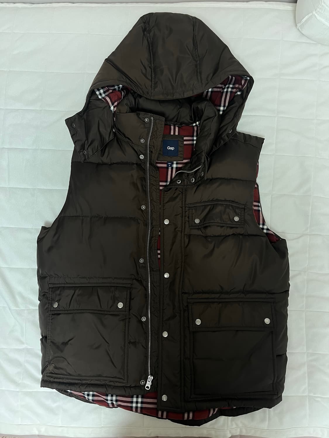 GAP 브라운 체크 조끼패딩 상품이미지1