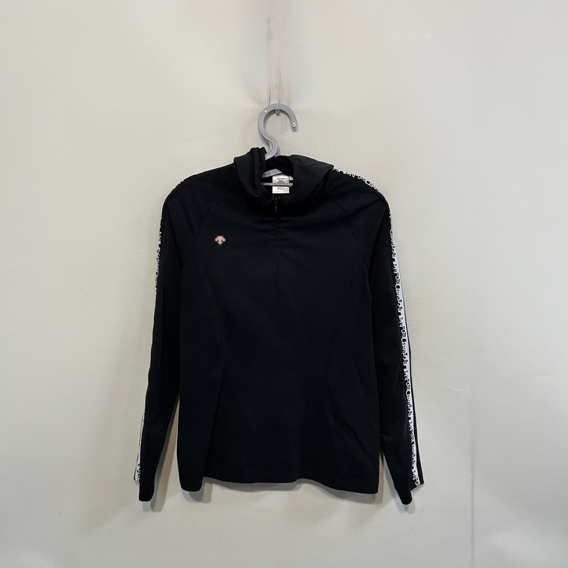 데상트 여성 기능성 하프집업 90 상품이미지1