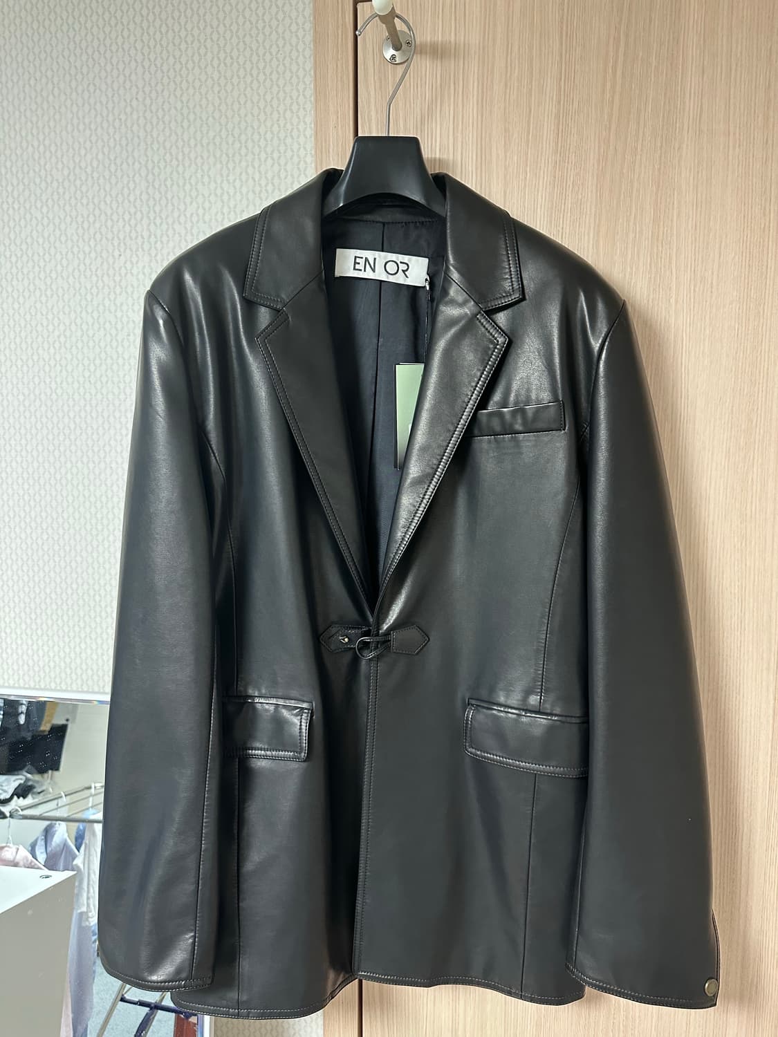 엔오르 비건레더자켓 상품이미지1