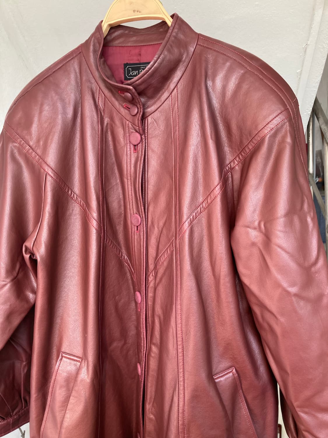 비건 가죽(가죽 x) 버건디 코트 상품이미지2