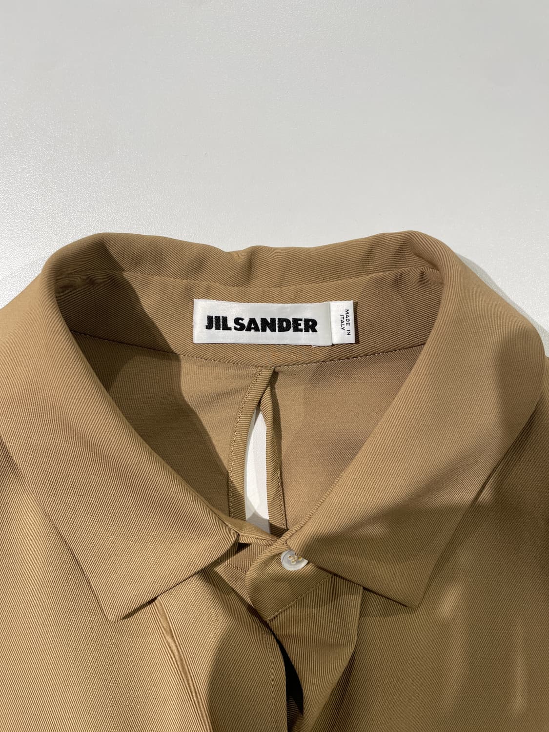 질샌더 베이지 논 버튼 타이 슬리브 레이온 셔츠 상품이미지7