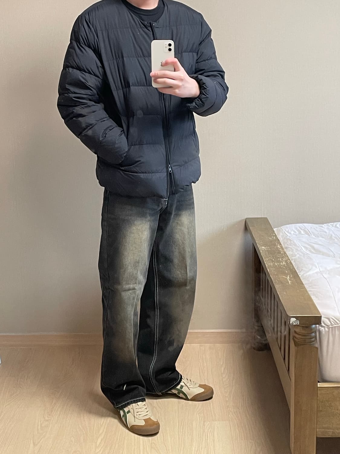 무신사 스탠다드 경량패딩 (칼라리스 다운 집업 재킷 [블랙]) 상품이미지10