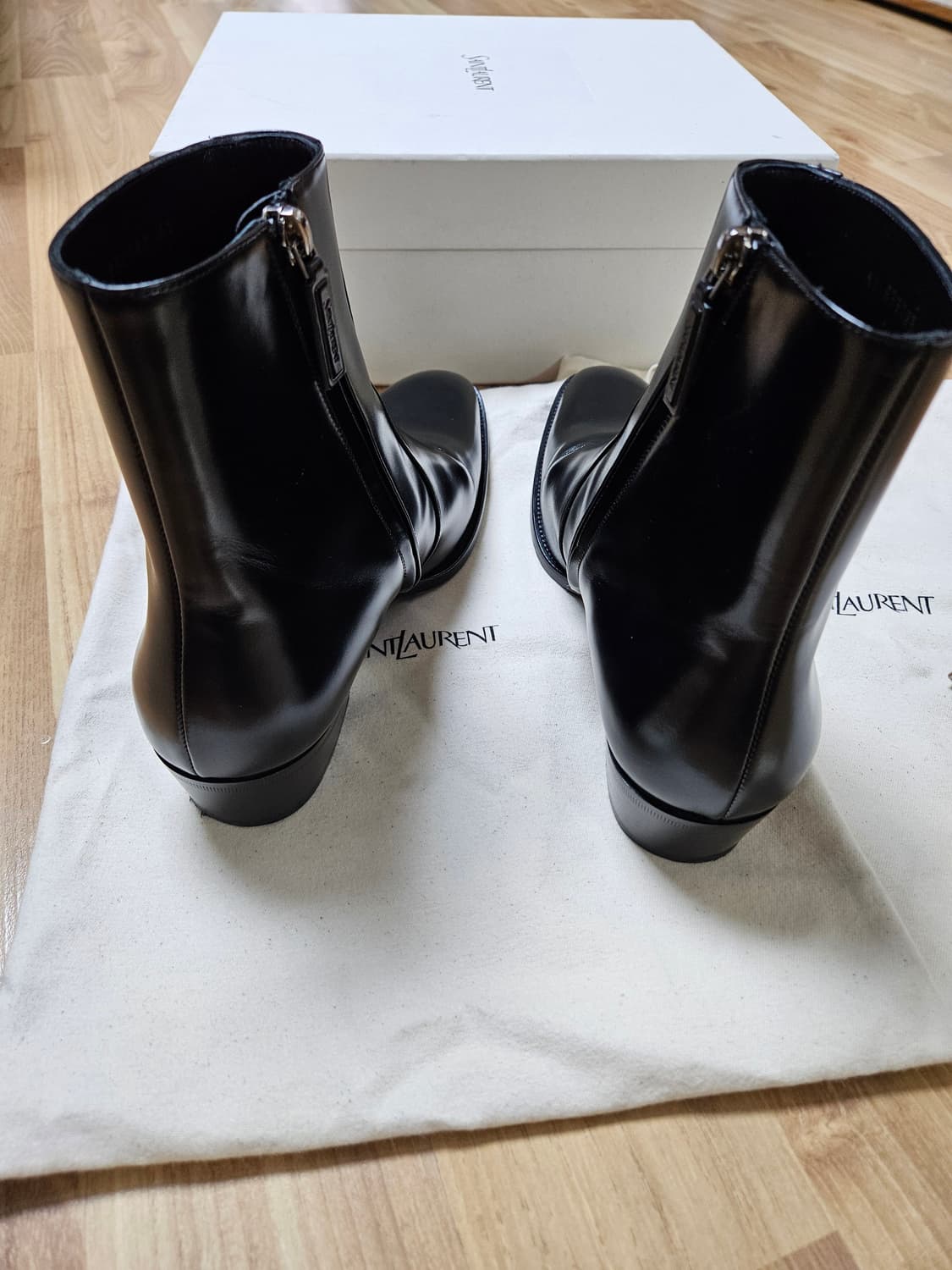 생로랑 로만 지퍼 앵클부츠 블랙 상품이미지5