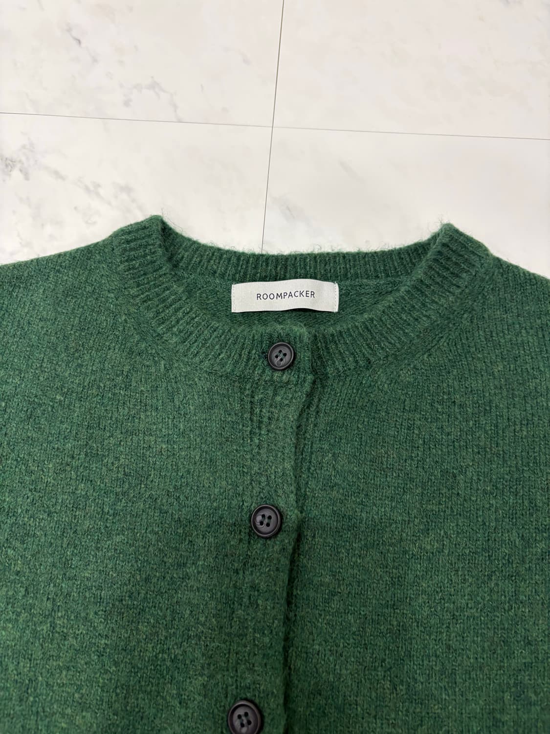 roompacker merino wool cardigan 상품이미지3