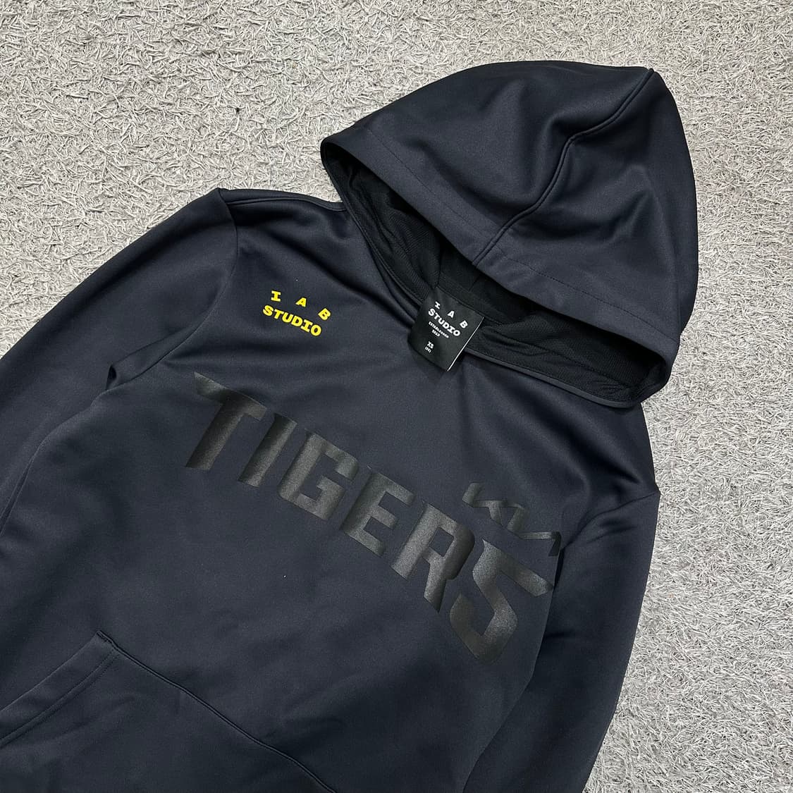 [90] 아이앱스튜디오x기어타이거즈 후드티 상품이미지1