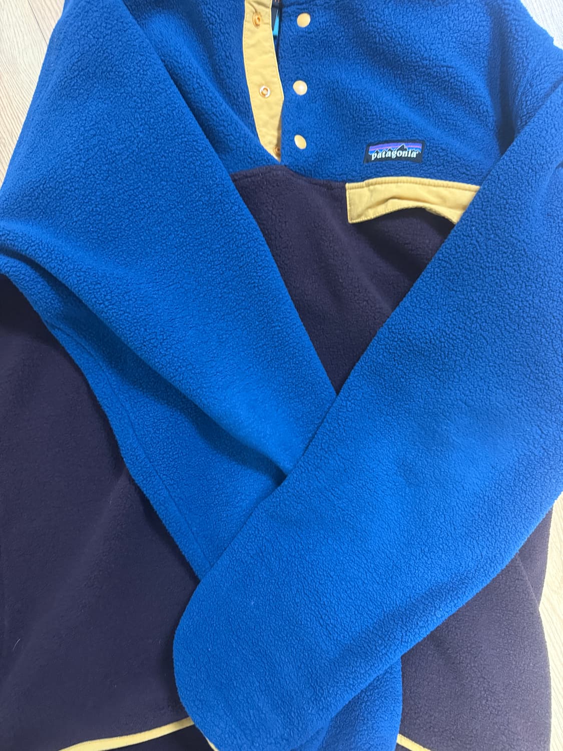 파타고니아 신칠라 옵시디안 플럼 라이트 웨이트 상품이미지2