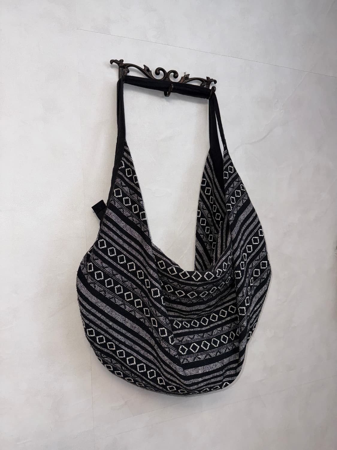 Black charcoal ethnic hippie cross bag 상품이미지2