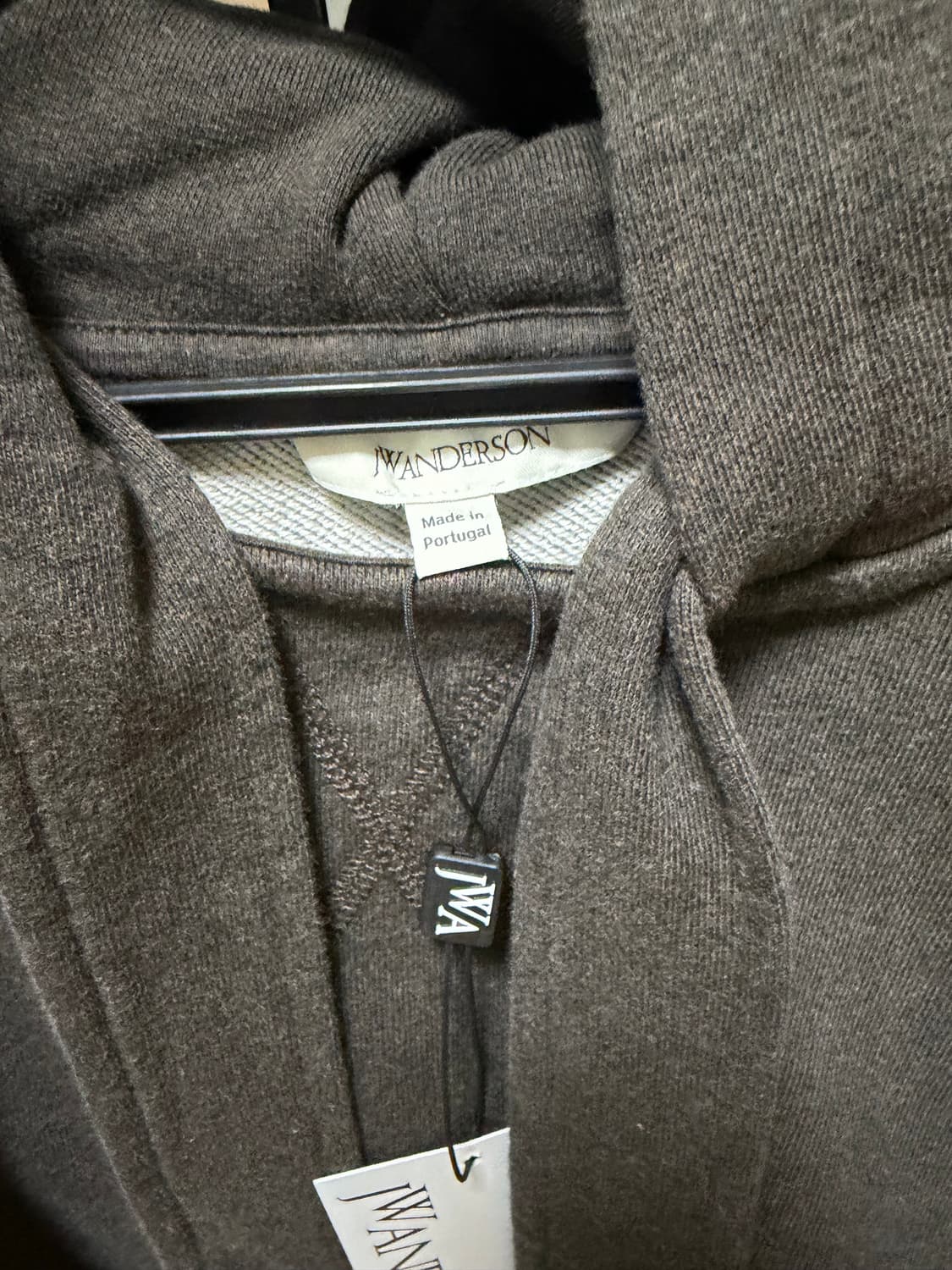 JW앤더슨 타이보우 후디 상품이미지7