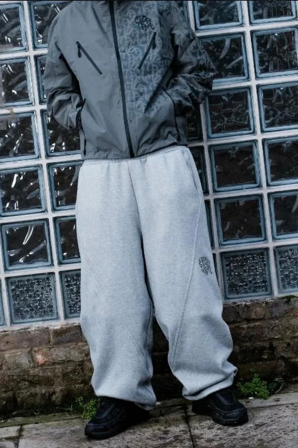 구매) Mertra 스웻팬츠 구합니다! 상품이미지1