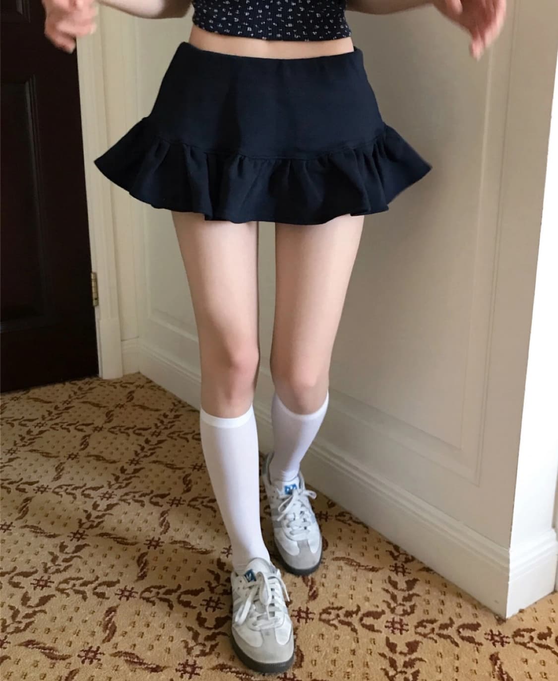 (새상품) 클라우드이모션 클모 프리빗 밴딩 로우 스커트 치마바지 상품이미지3