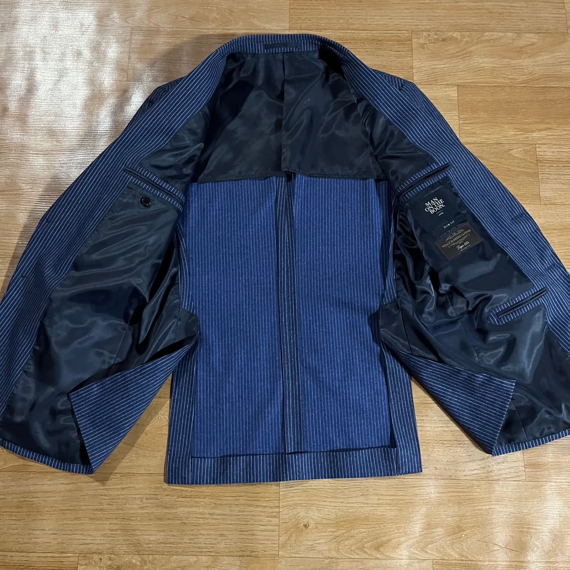 [100] 맨온더분 스트라이프 울자켓 상품이미지6